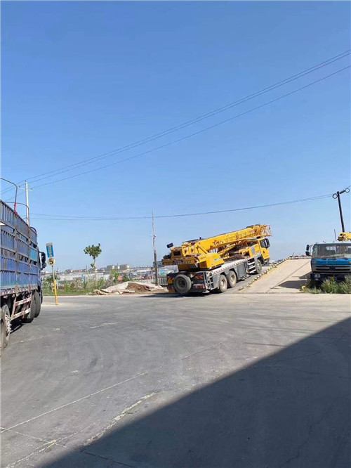 叶县25吨吊车的租赁价格大概是多少？