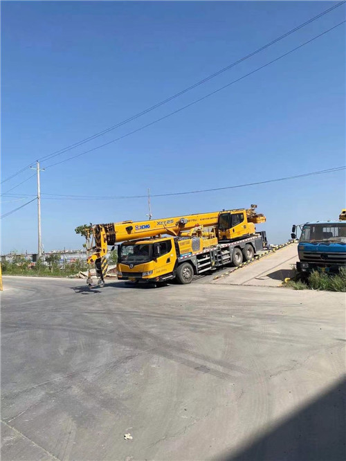 叶县吊车作业时，可能会产生哪些额外收费项目？