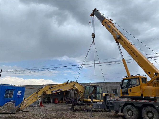 叶县25吨吊车的工作半径是多少？