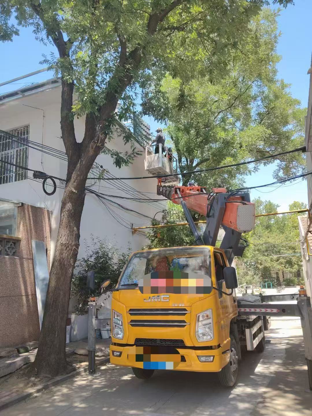 叶县高空作业车能吊装重物吗？最大承载多少公斤？