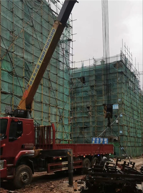 叶县“慢工细活”—— 吊车的 “微动控制” 技术